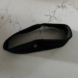 Charcoal grey lululemon headband